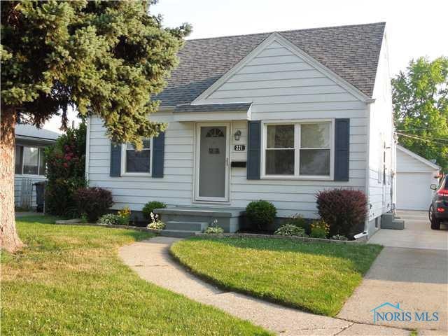 221 Willamont Rd, Toledo, OH 43612 - photo 1