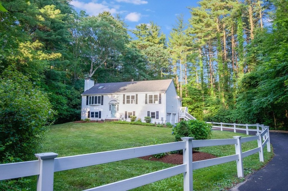 15 Pinetree Dr, West Bridgewater, MA 02379 - photo 1