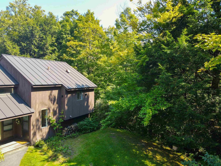 383 Old Quechee Rd unit 8A, Hartford, VT 05001 - photo 1