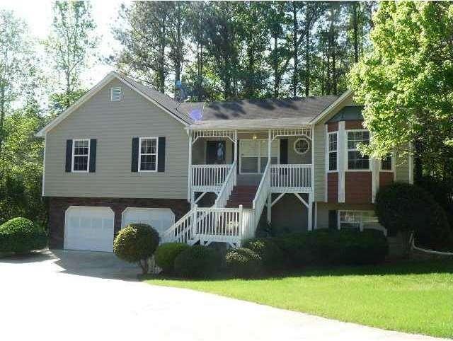 Exterior Front. Great raised ranch on cul de sac l