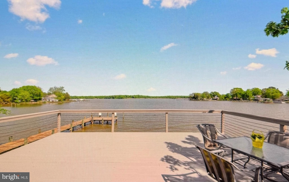 6812 Schaadts Rd, Middle River, MD 21220 - photo 1