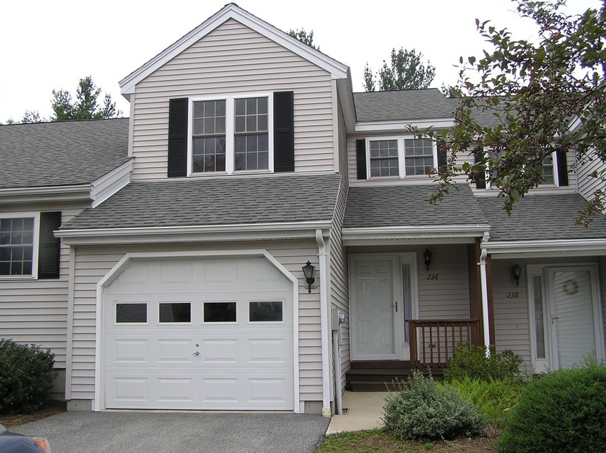 236 Bridle Cross Rd unit 236, Fitchburg, MA 01420 - photo 1