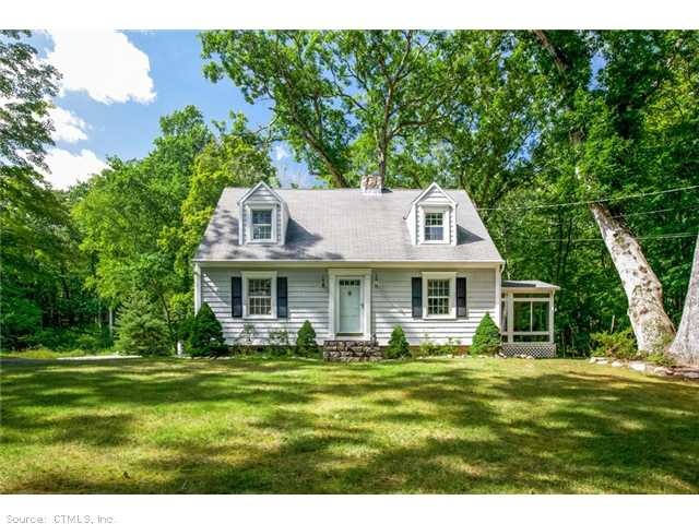 644 County Rd, Guilford, CT 06437 - photo 1