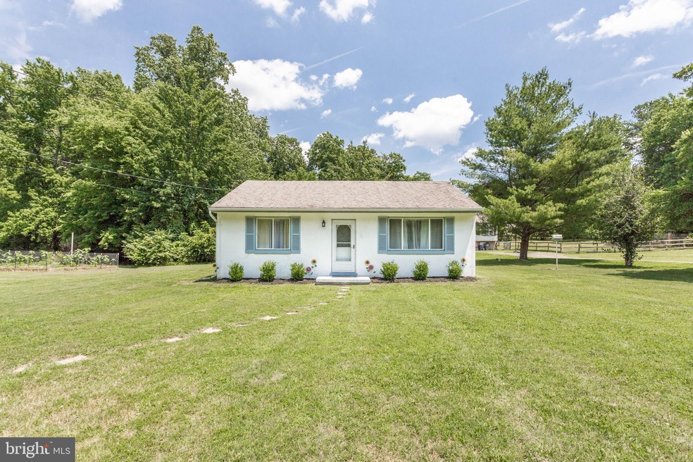 23494 Myrtle Point Rd, California, MD 20619 - photo 1