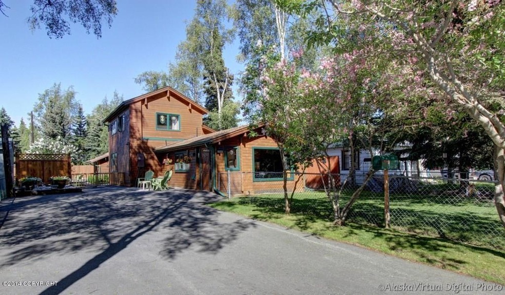 Beautifully Maintained Log Home!
