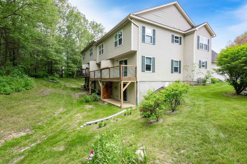 165 Juniper Dr, South Burlington, VT 05403 - photo 1