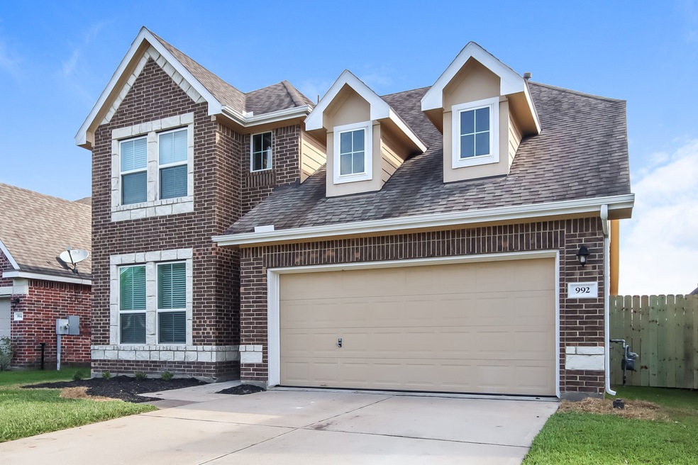 992 Brady Ln, Alvin, TX 77511 - photo 1