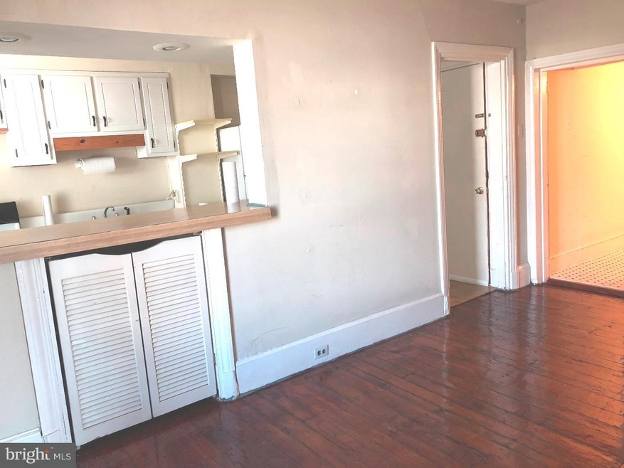 4446 Fleming St unit 2, Philadelphia, PA 19128 - photo 1