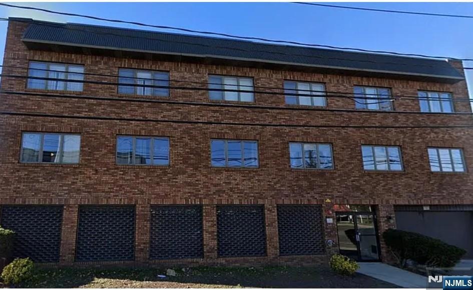 47 Bergen Blvd unit 6B, Fairview, NJ 07022 - photo 1