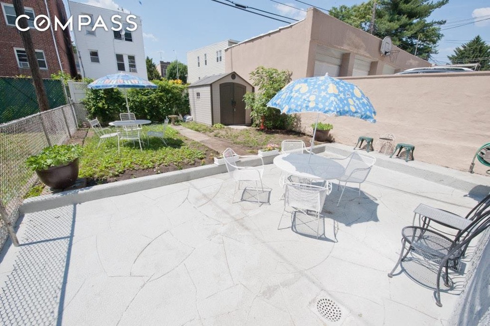 31-56 44th St unit 1, Long Island City, NY 11103 - photo 1