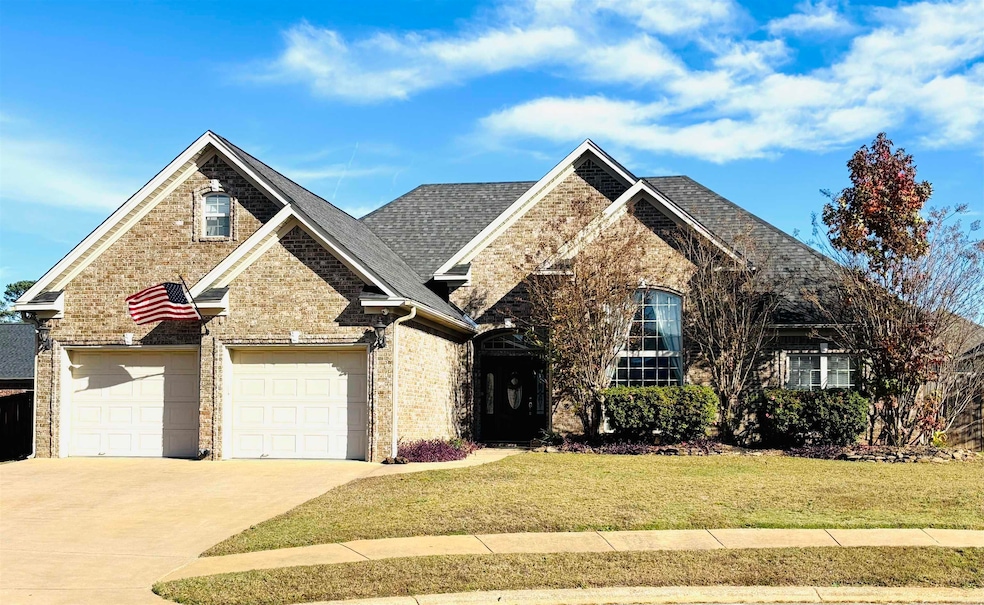 Sold $382,500 • Co-Listing Agent