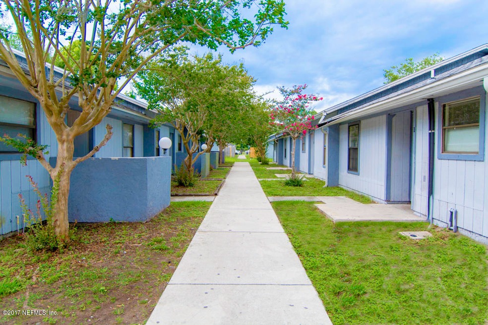 5138 Ricker Rd unit 4, Jacksonville, FL 32210 - photo 1