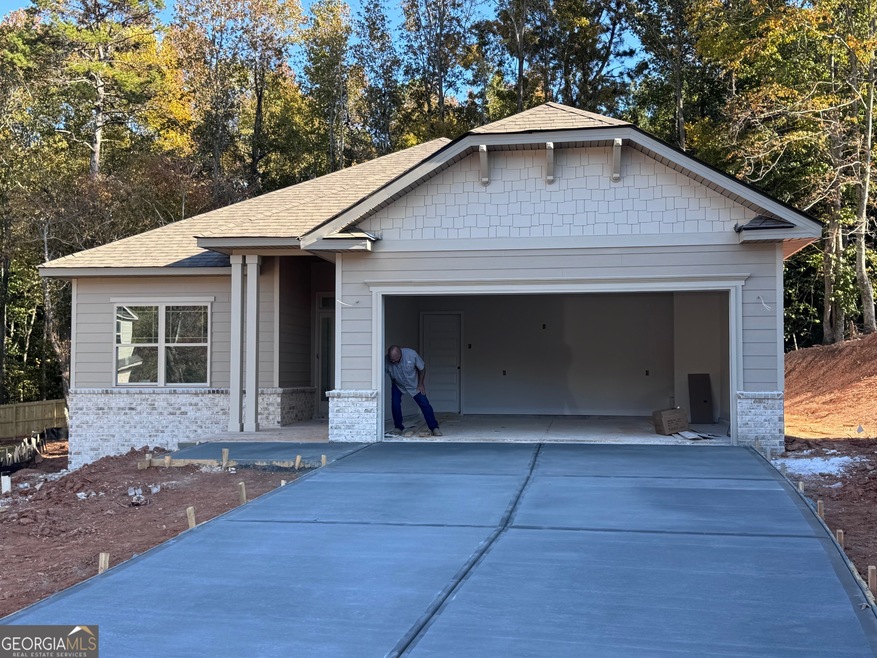 318 Magnolia Villas Dr, Cornelia, GA 30531 - photo 1