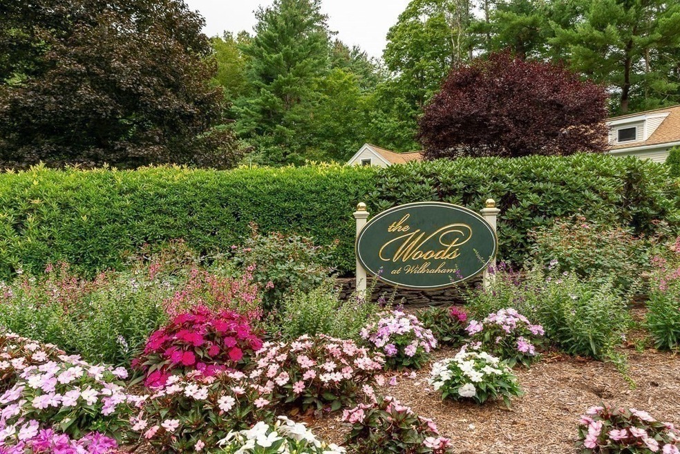 4 Spruce Dr, Wilbraham, MA 01095 - photo 1