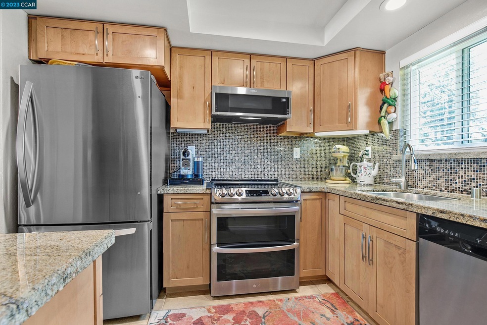 Sold $579,950 • Co-Listing Agent