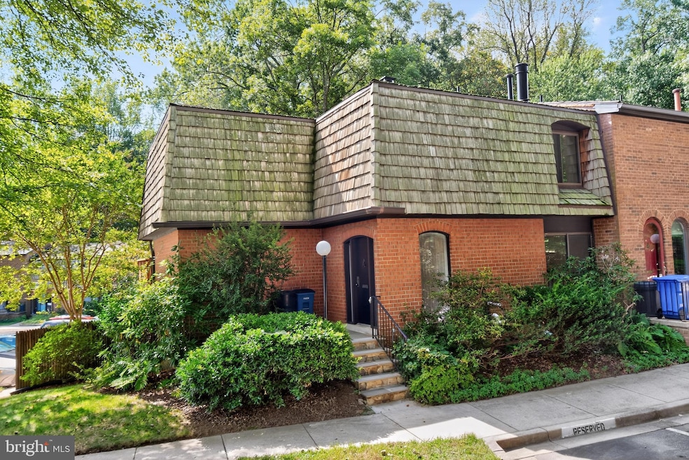 Sold $785,000 • Co-Listing Agent