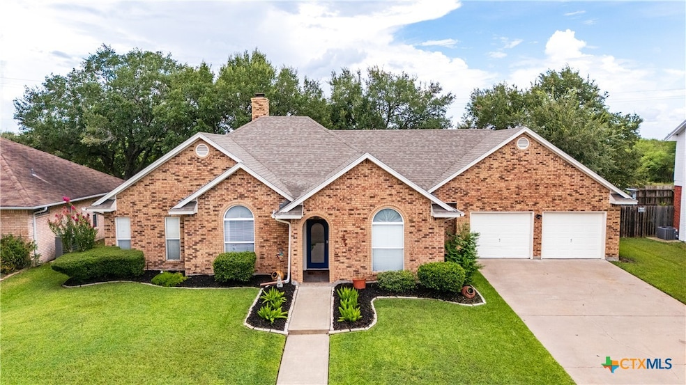 Under Contract $395,000