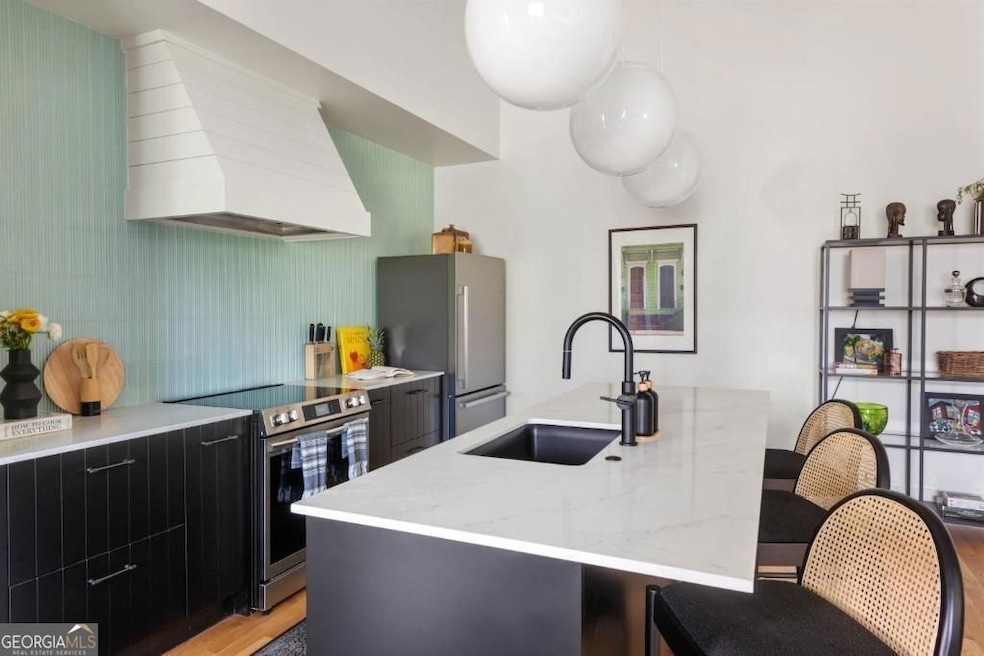 For Rent $2,500/month