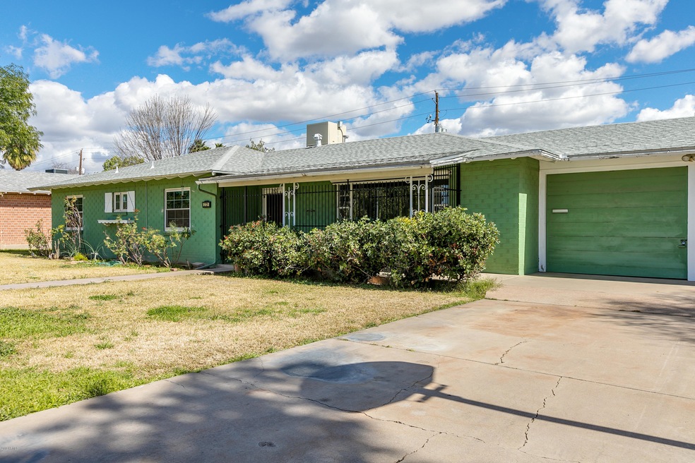 2721 n 21st ave-3