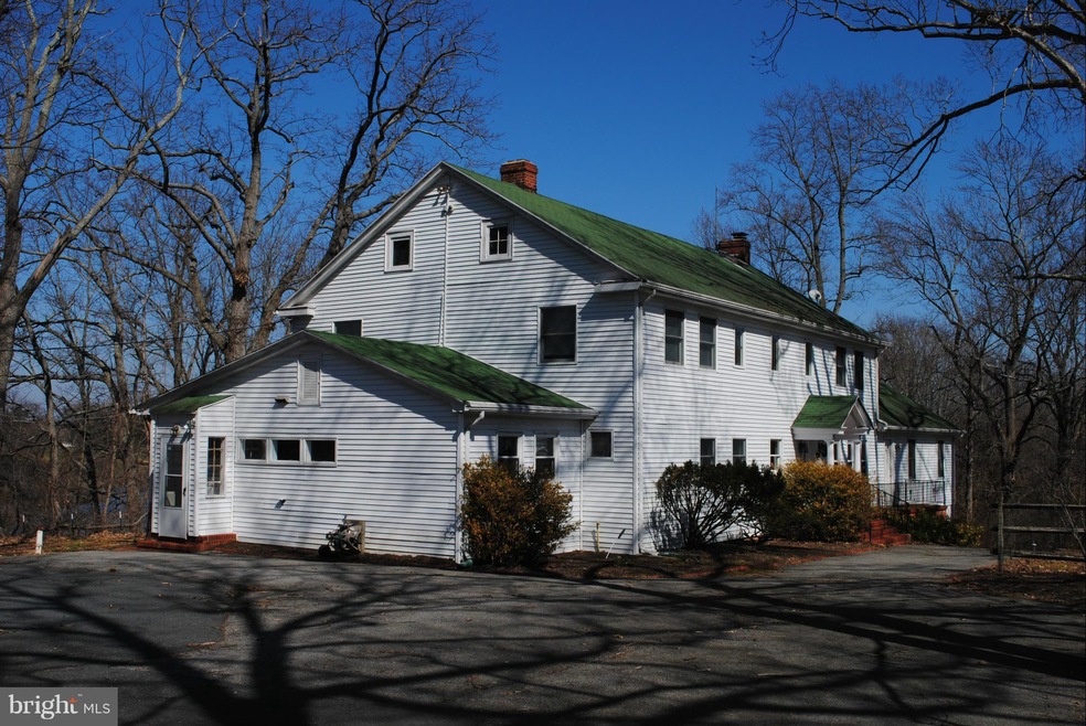 7582 Quaker Neck Rd, Chestertown, MD 21620 - photo 1