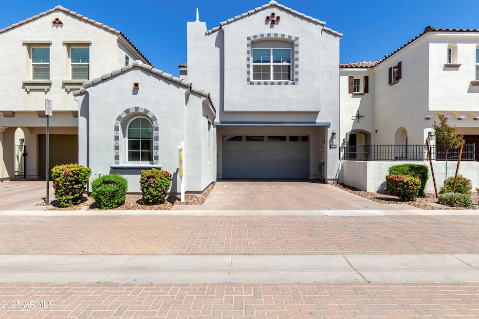 Under Contract $550,000