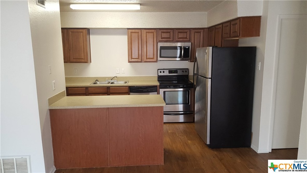 205 Craddock Ave unit G3, San Marcos, TX 78666 - photo 1