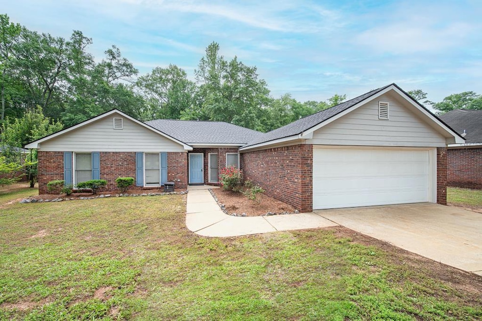 6842 Flatstone Ct, Columbus, GA 31909 - photo 1