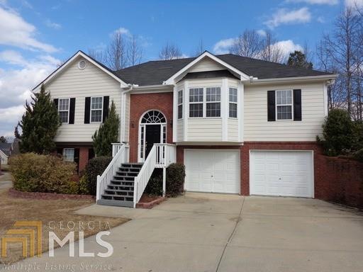 4148 Duncan Ives Dr, Buford, GA 30519 - photo 1
