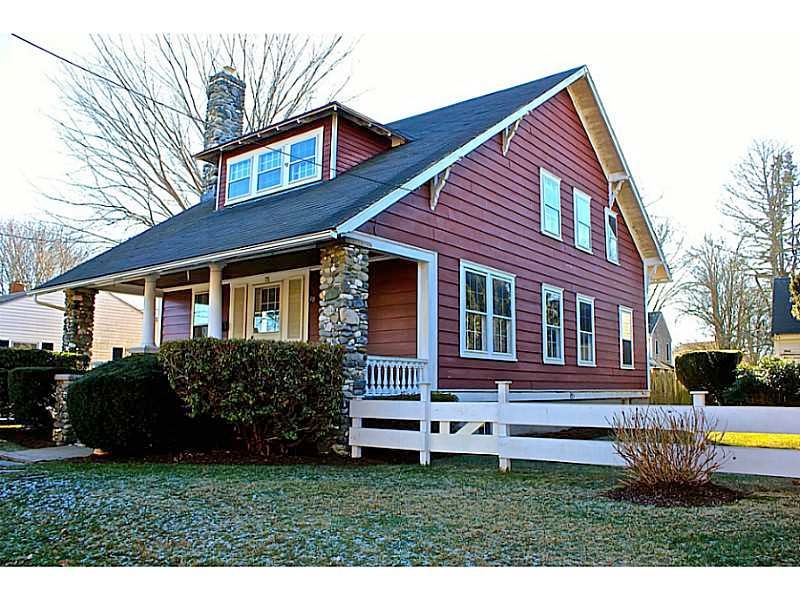 75 Bedlow Ave, Newport, RI 02840 - photo 1