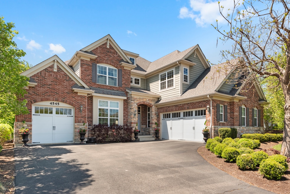 Pending $869,999 • Co-Listing Agent