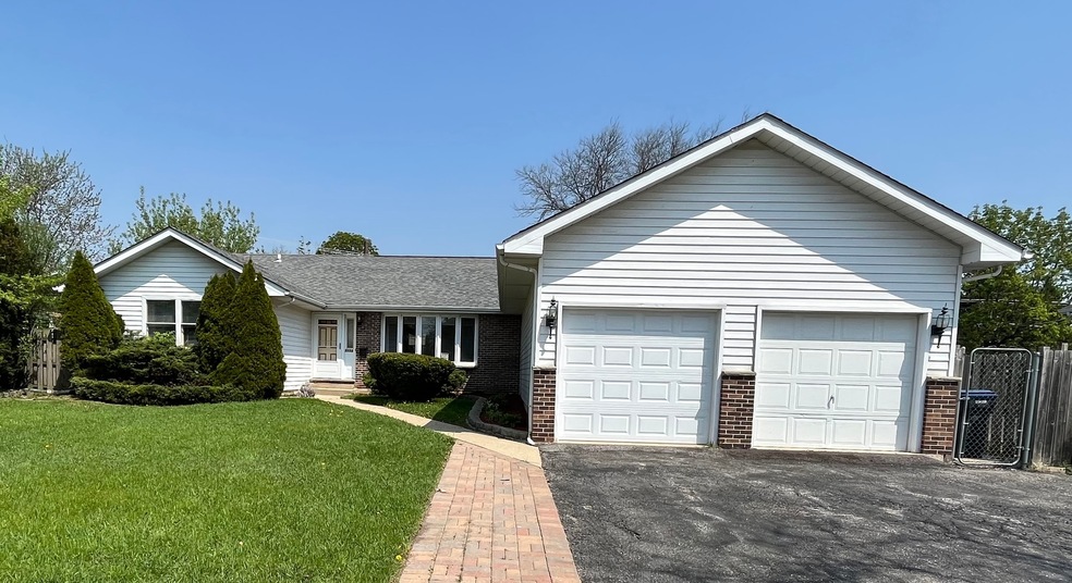 2130 10th St, Waukegan, IL 60085 - photo 1