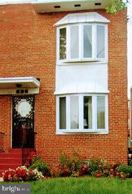 526 Oglethorpe St NE, Washington, DC 20011 - photo 1