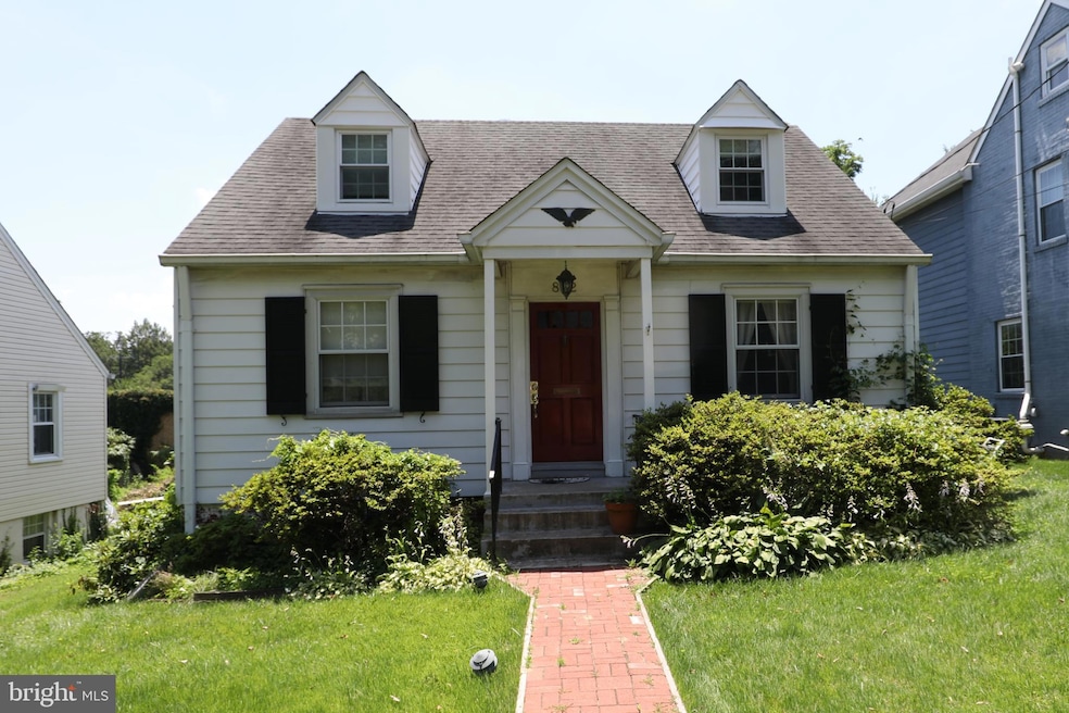 812 Forest Glen Rd, Silver Spring, MD 20901 - photo 1