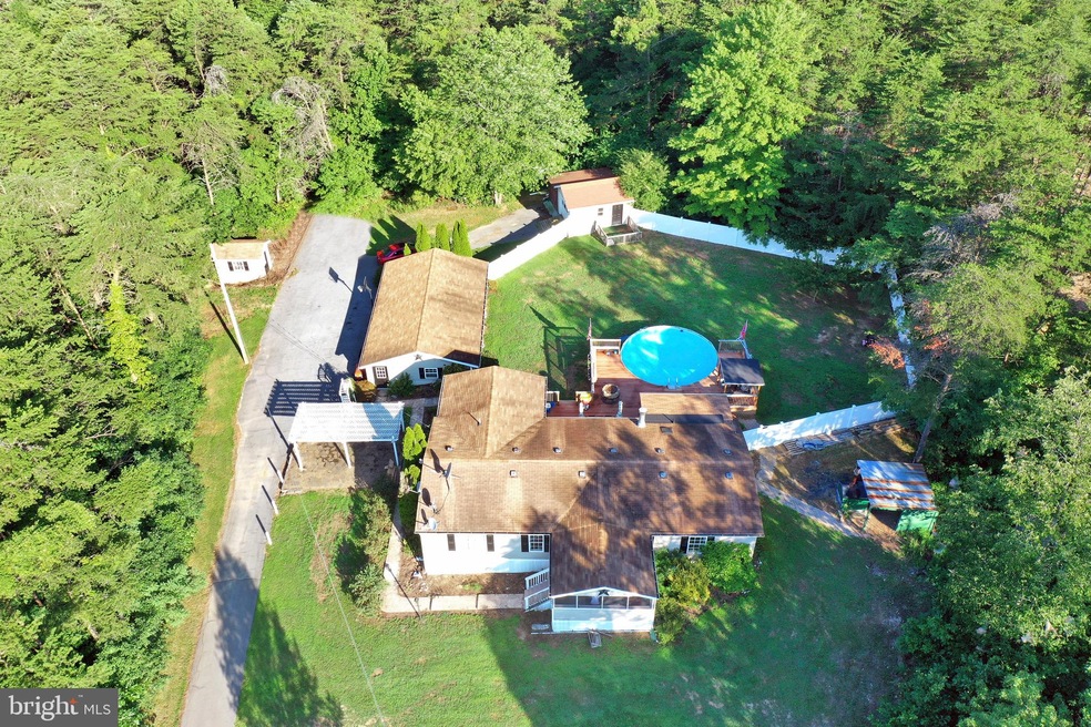 1091 Mitchem Ln, Hedgesville, WV 25427 - photo 1