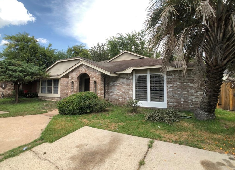 11006 Longtom Ct, Houston, TX 77086 - photo 1