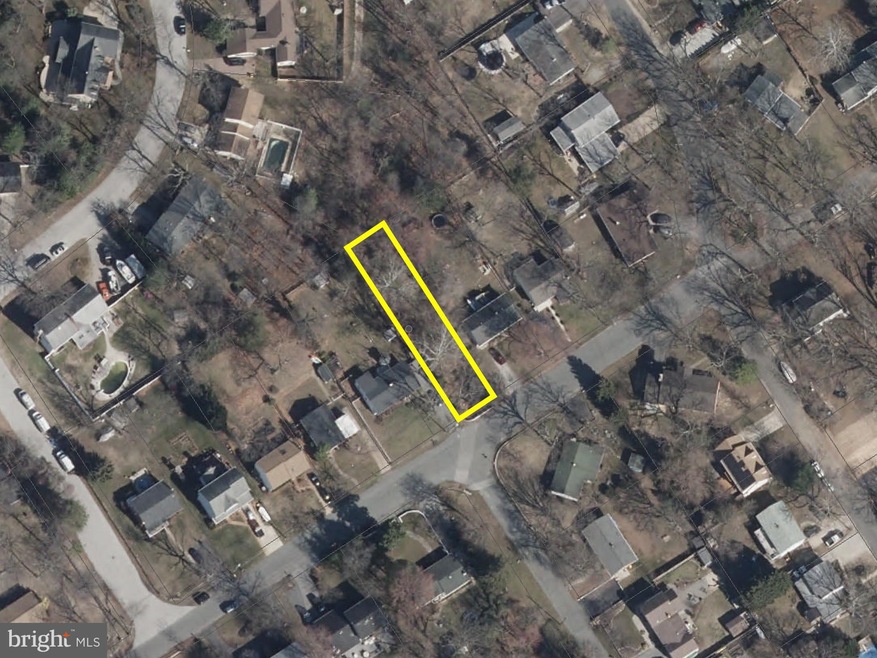 1484 Thies Dr, Pasadena, MD 21122 - photo 1