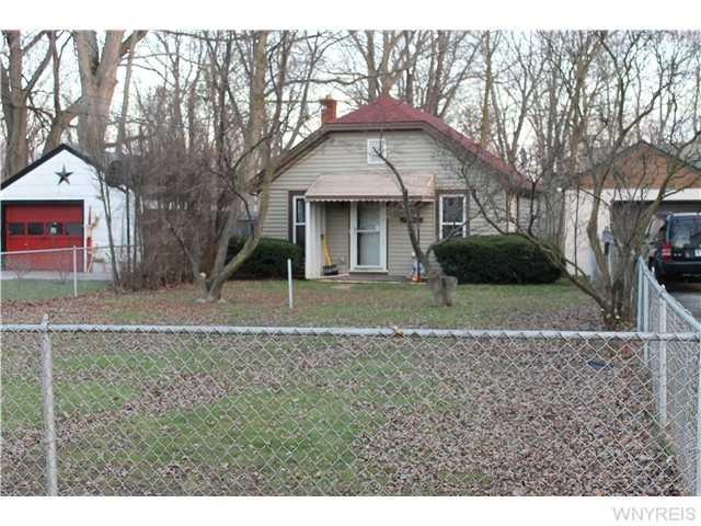 151 Stenzil St, North Tonawanda, NY 14120 - photo 1