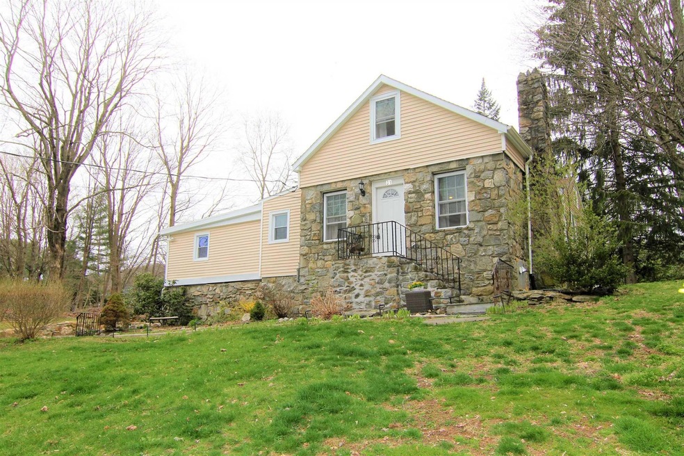 31 Laguna Rd unit 1, Carmel, NY 10512 - photo 1