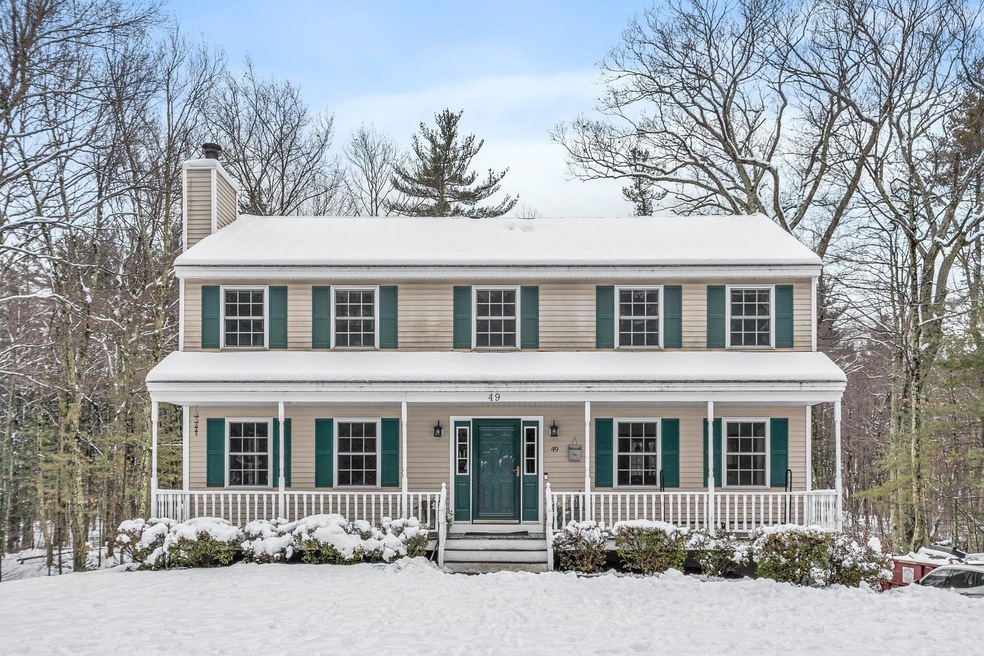 49 Sherburne Rd, Pelham, NH 03076 - photo 1