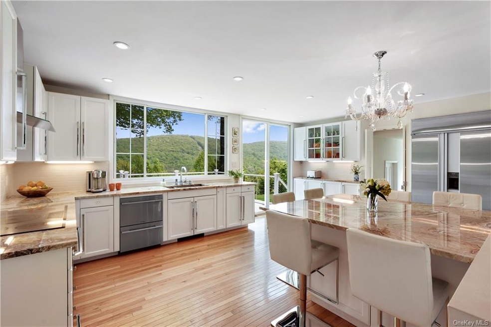 23 Sunrise Dr, Putnam Valley, NY 10579 - photo 1