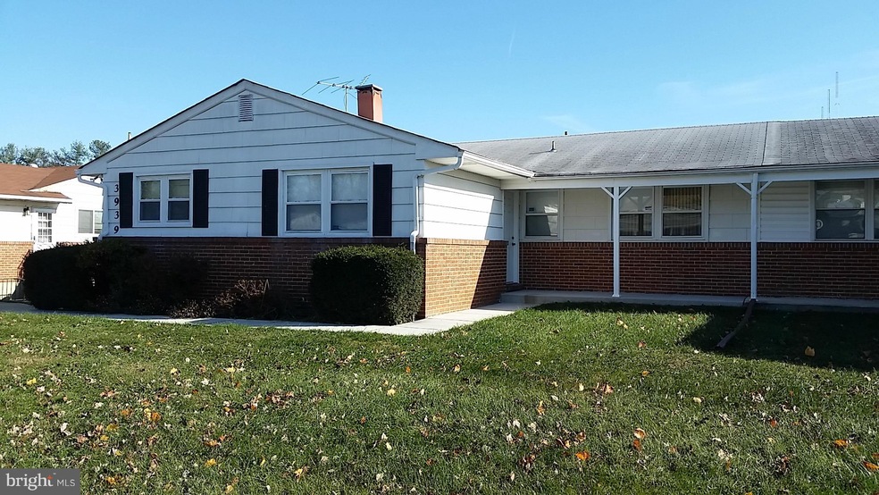 3939 Chaffey Rd, Randallstown, MD 21133 - photo 1