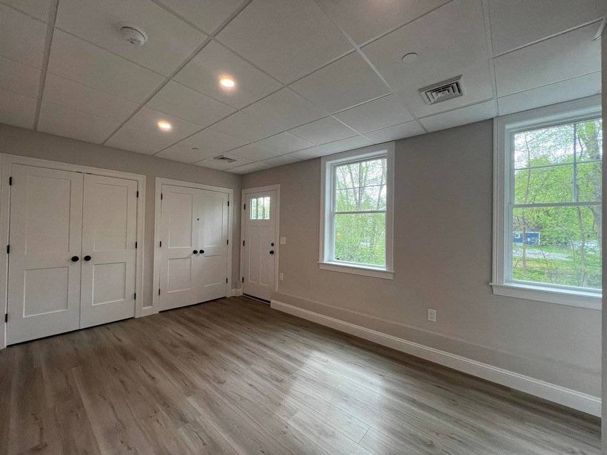 46 Juniper Ln, Portsmouth, NH 03801 - photo 1