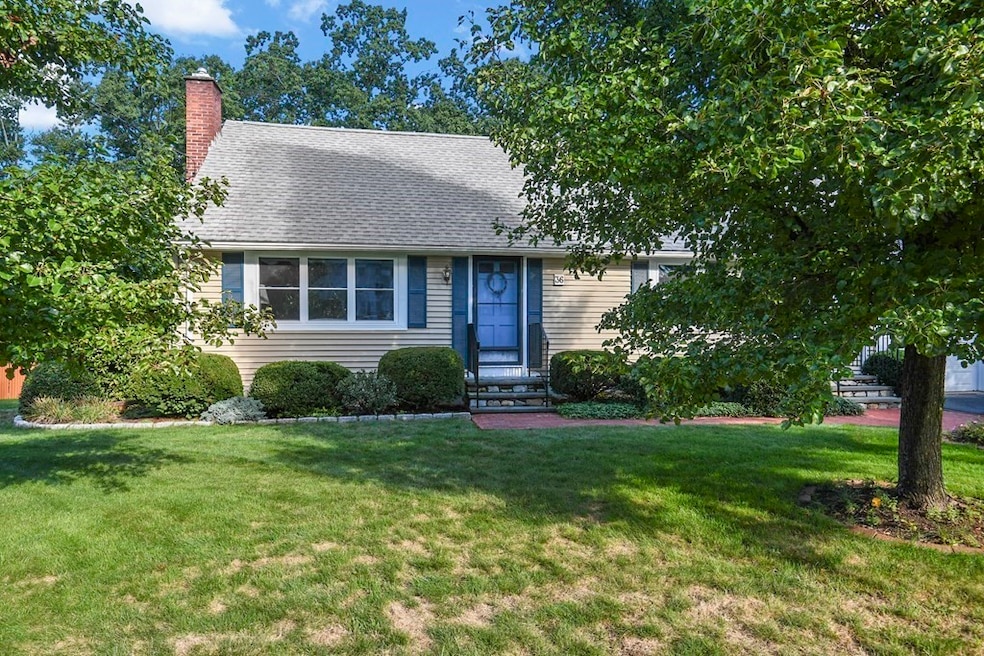 36 Plant Ave, Hudson, MA 01749 - photo 1