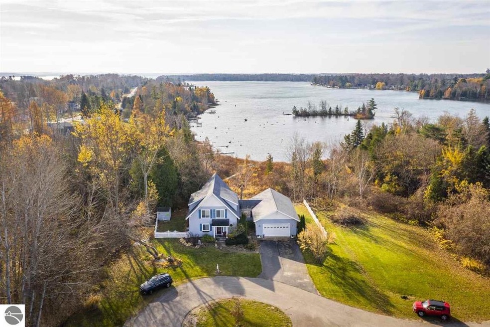 153 Mitchell Ct, Elk Rapids, MI 49629 - photo 1