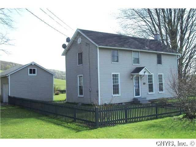 Exterior Front Minutes in the country