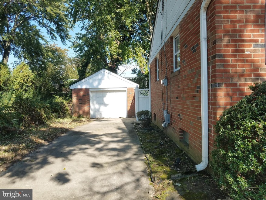 711 W Madison Ave, Magnolia, NJ 08049 - photo 1