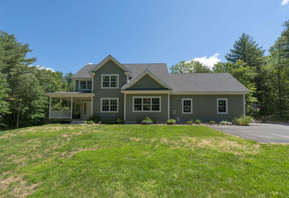 004_23rosewoodln-30