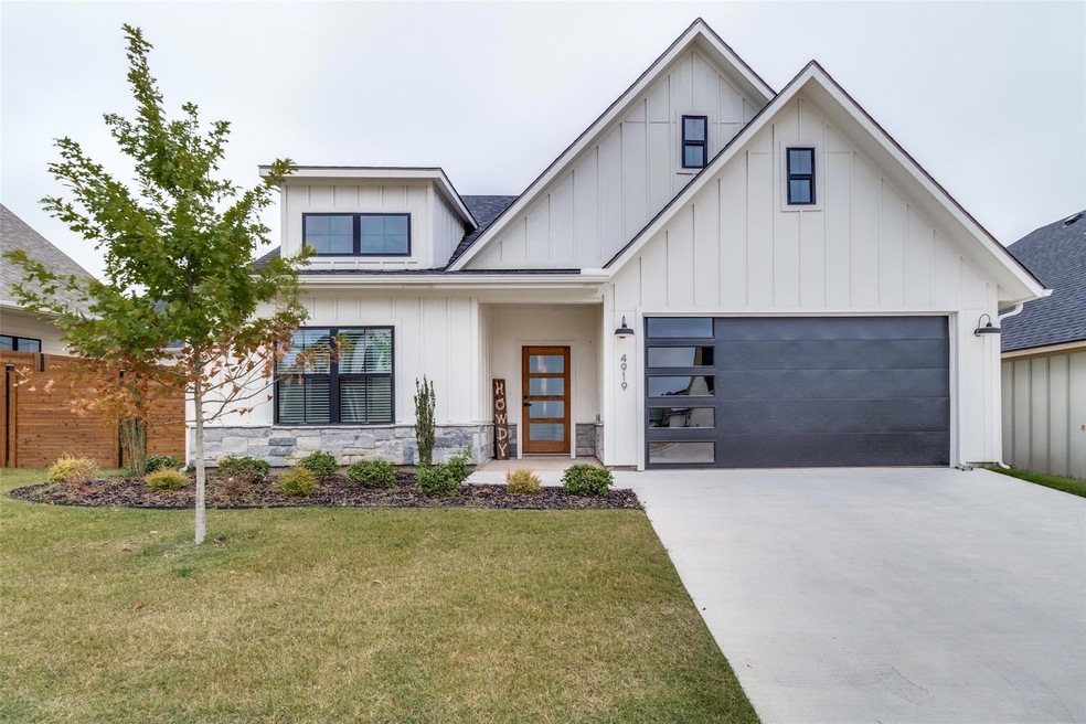 4919 Dry Creek Rd, Sherman, TX 75092 - photo 1