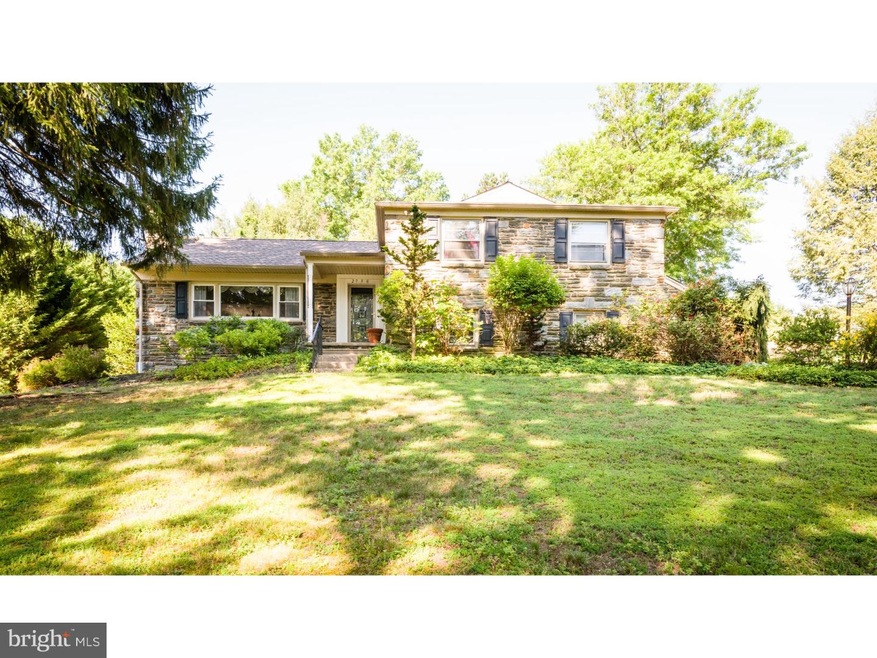 2730 N Kent Rd, Broomall, PA 19008 - photo 1