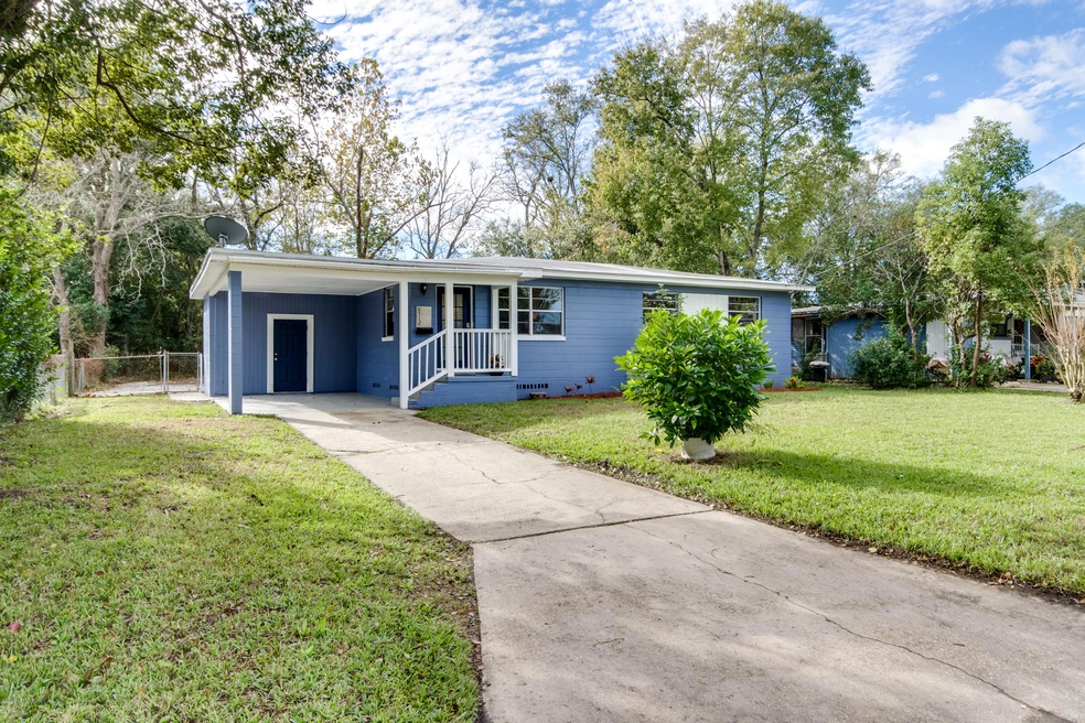 6512 Solandra Dr, Jacksonville, FL 32210 - photo 1